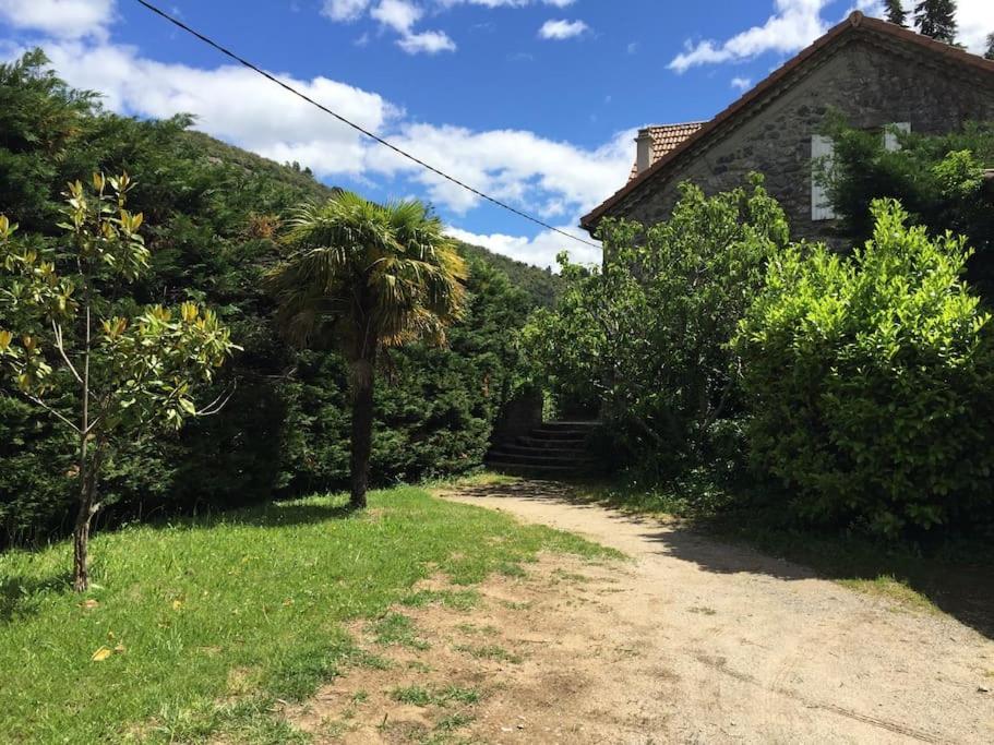 Grande Maison Familiale En Pierres Sud Ardeche Lalevade-dʼArdèche Exteriör bild